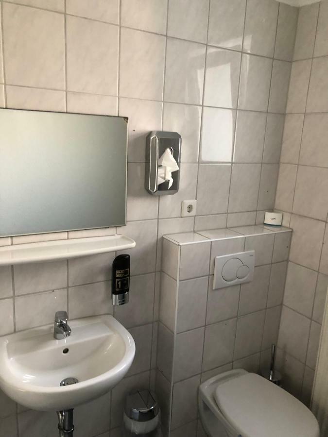 Hotel Sonnenhof Sindelfingen Eksteriør bilde